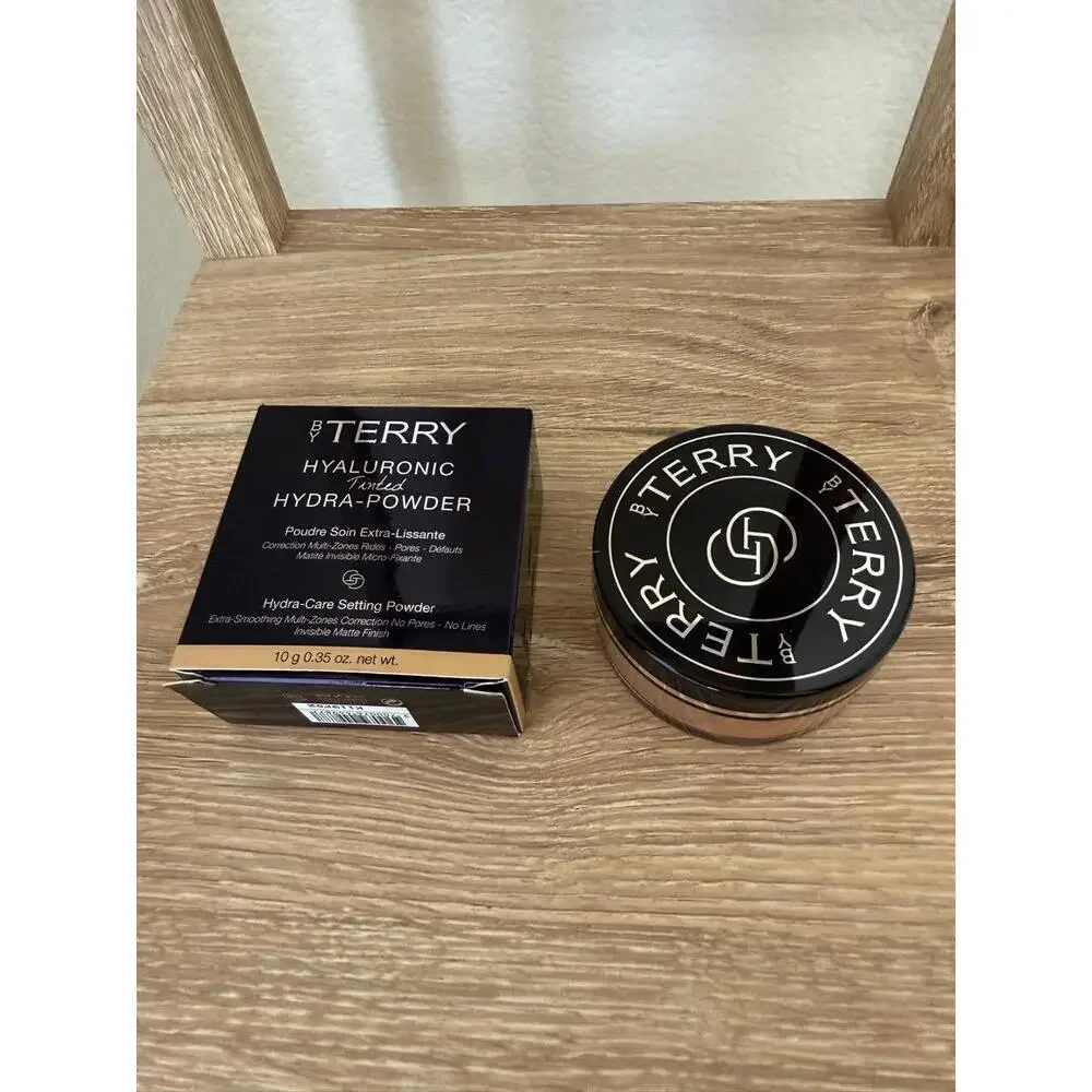 NIB By Terry Hyaluronic Tinted Hyrdra Powder in Dark